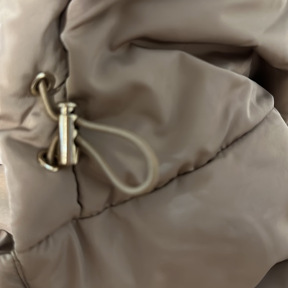 NWOT Zara vest size small - Picture 3 of 5